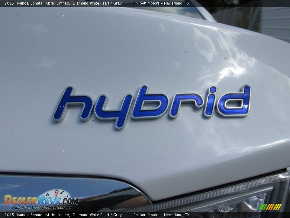 2015 Hyundai Sonata Hybrid Limited Diamond White Pearl / Gray Photo #16