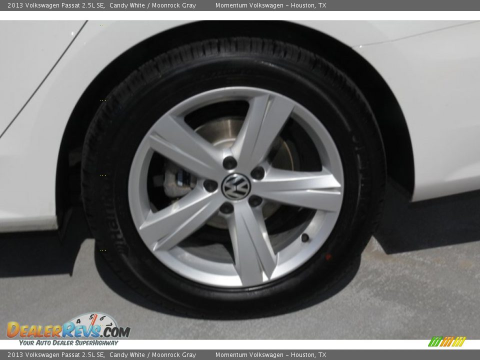 2013 Volkswagen Passat 2.5L SE Candy White / Moonrock Gray Photo #6