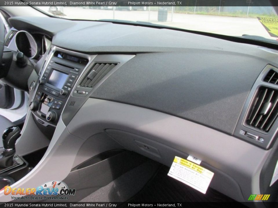 Dashboard of 2015 Hyundai Sonata Hybrid Limited Photo #20