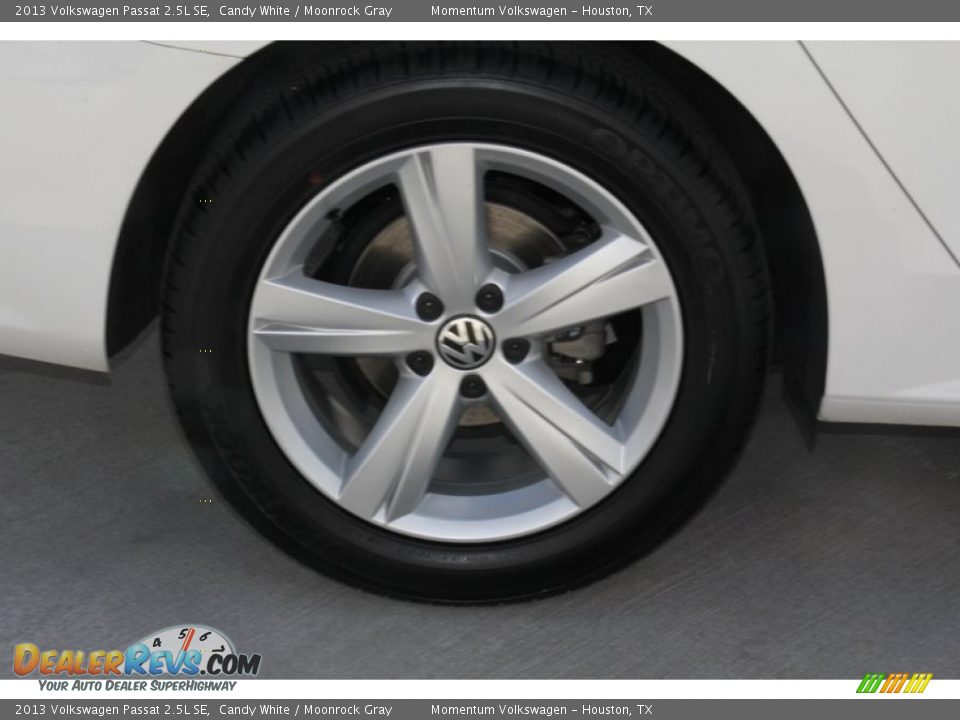 2013 Volkswagen Passat 2.5L SE Candy White / Moonrock Gray Photo #11