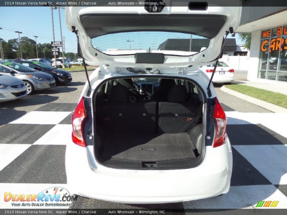 2014 Nissan Versa Note SV Aspen White / Charcoal Photo #5