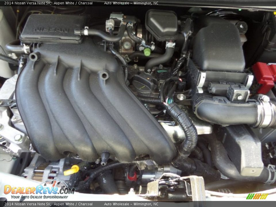 2014 Nissan Versa Note SV Aspen White / Charcoal Photo #6