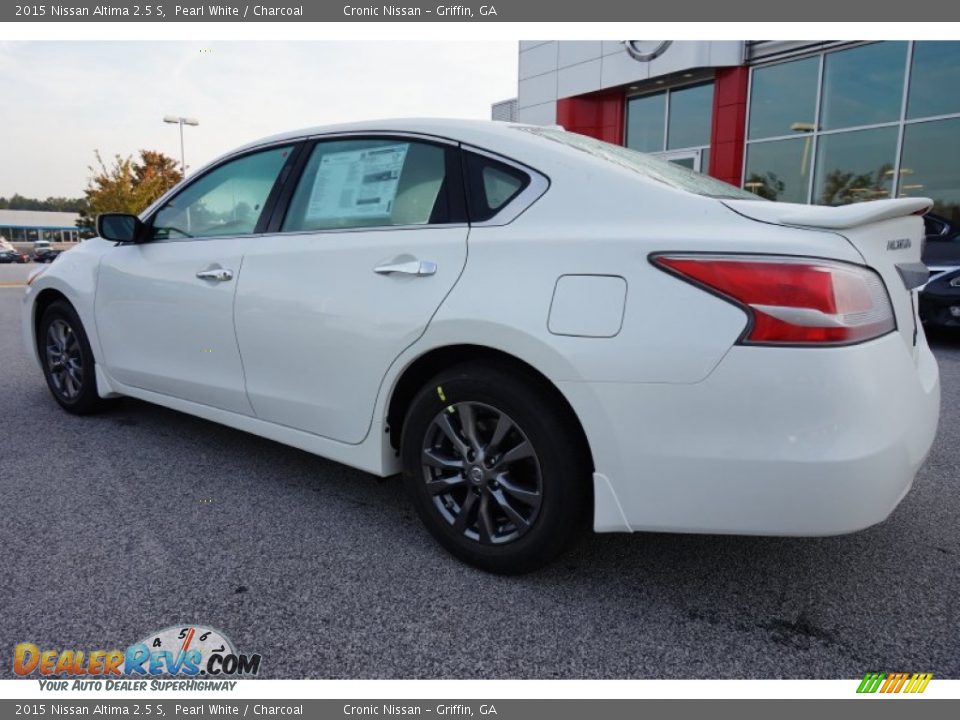 2015 Nissan Altima 2.5 S Pearl White / Charcoal Photo #3