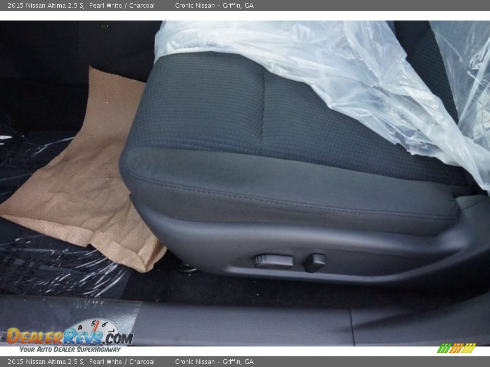 2015 Nissan Altima 2.5 S Pearl White / Charcoal Photo #8