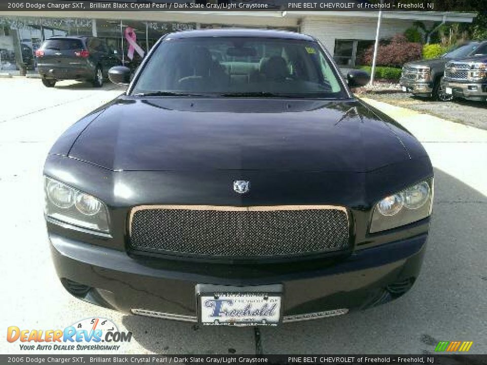 2006 Dodge Charger SXT Brilliant Black Crystal Pearl / Dark Slate Gray/Light Graystone Photo #2