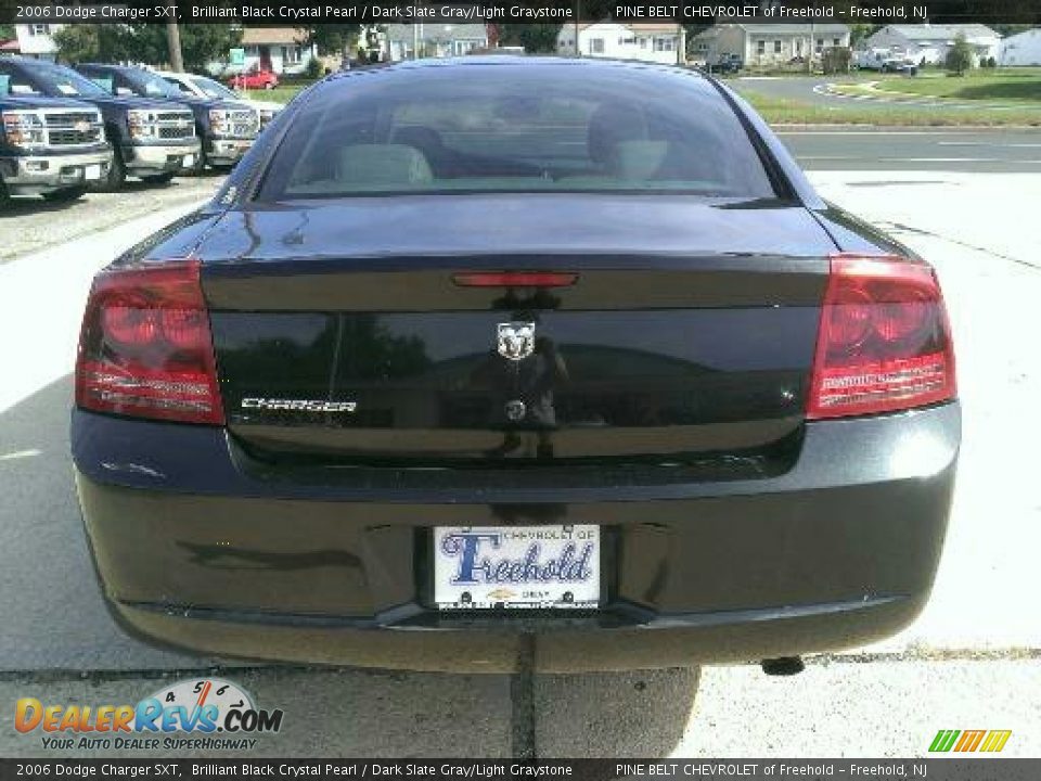 2006 Dodge Charger SXT Brilliant Black Crystal Pearl / Dark Slate Gray/Light Graystone Photo #6