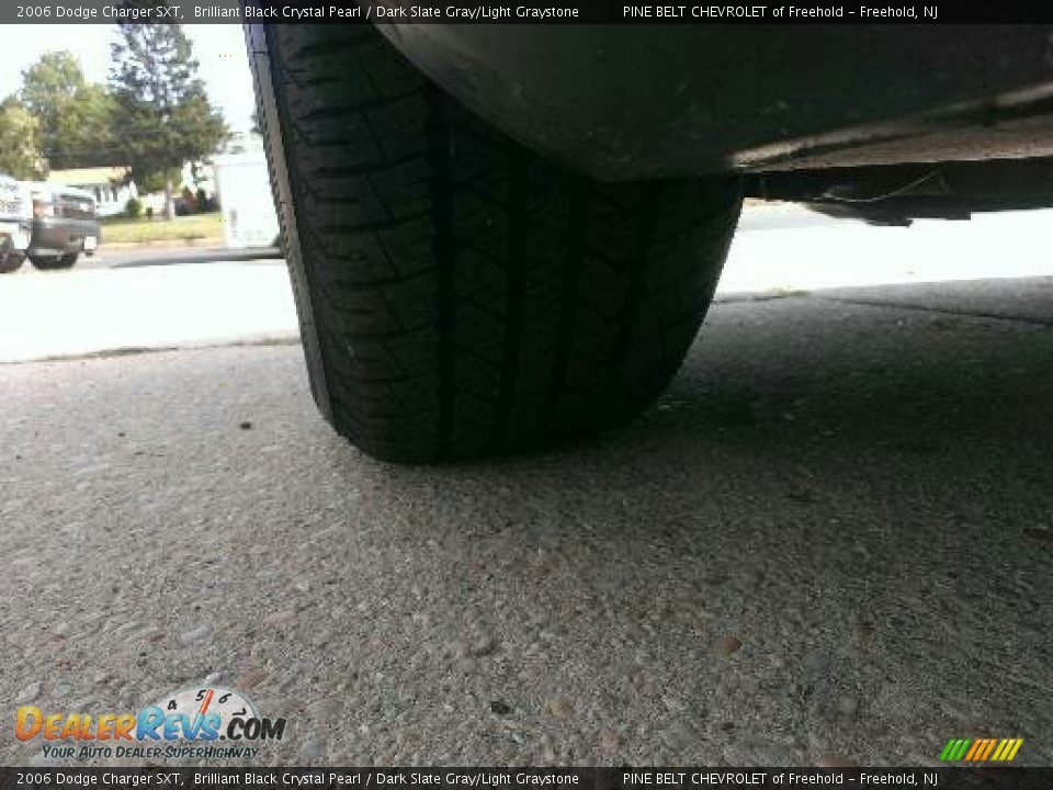 2006 Dodge Charger SXT Brilliant Black Crystal Pearl / Dark Slate Gray/Light Graystone Photo #21