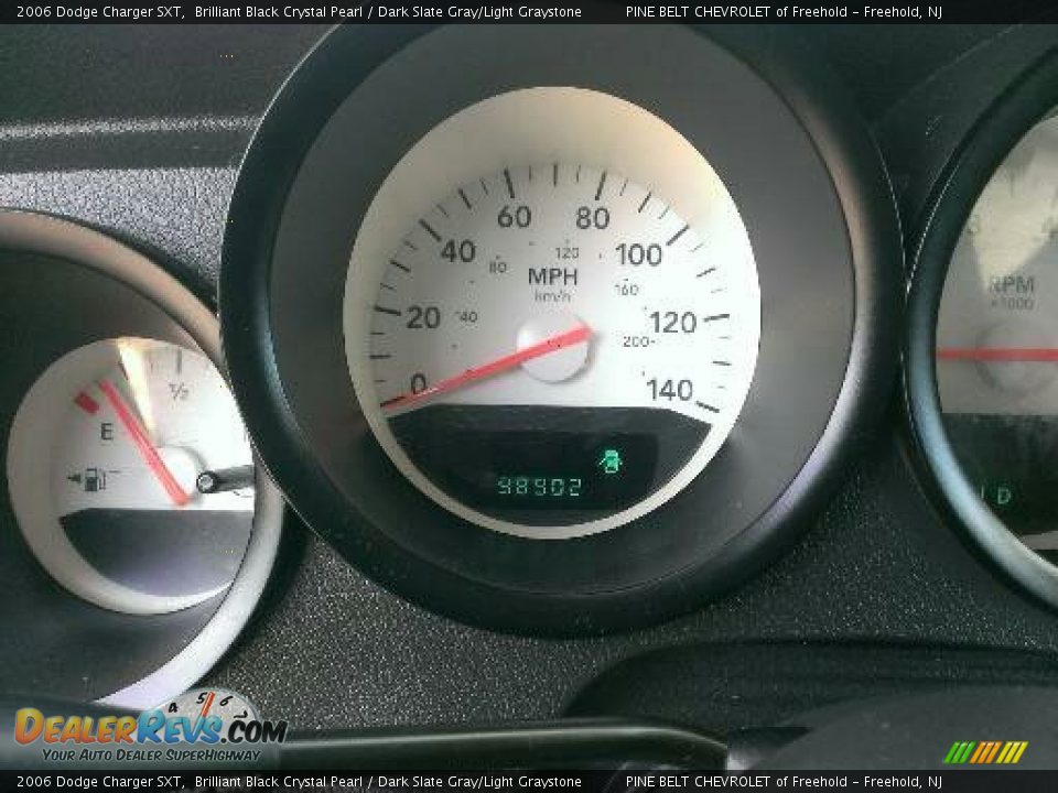 2006 Dodge Charger SXT Brilliant Black Crystal Pearl / Dark Slate Gray/Light Graystone Photo #26