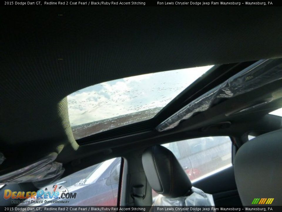 2015 Dodge Dart GT Redline Red 2 Coat Pearl / Black/Ruby Red Accent Stitching Photo #18