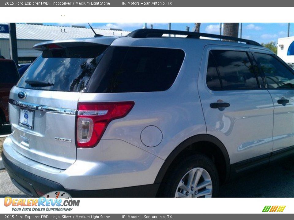 2015 Ford Explorer FWD Ingot Silver / Medium Light Stone Photo #8