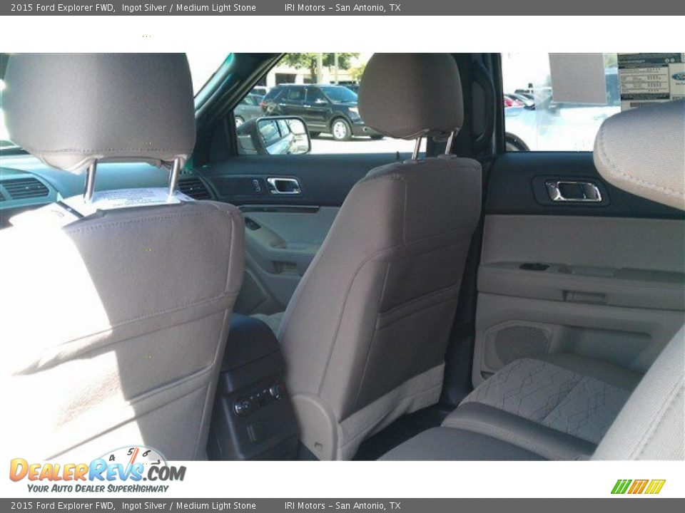 2015 Ford Explorer FWD Ingot Silver / Medium Light Stone Photo #17