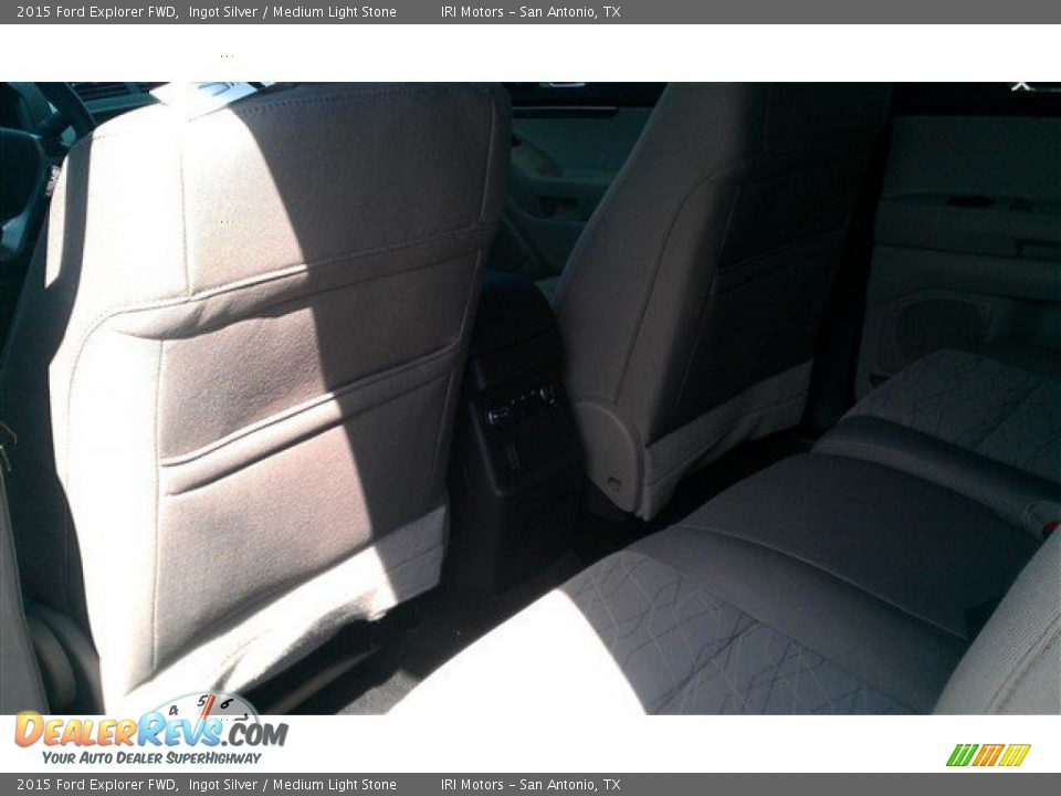 2015 Ford Explorer FWD Ingot Silver / Medium Light Stone Photo #18