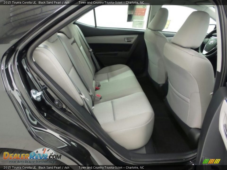 2015 Toyota Corolla LE Black Sand Pearl / Ash Photo #5