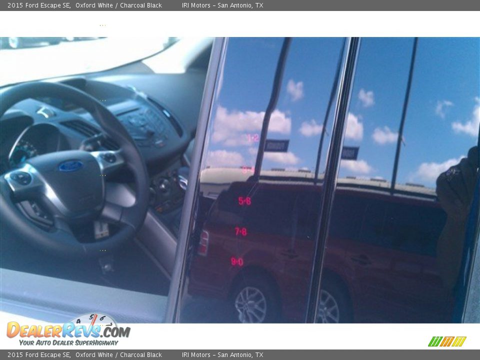 2015 Ford Escape SE Oxford White / Charcoal Black Photo #15