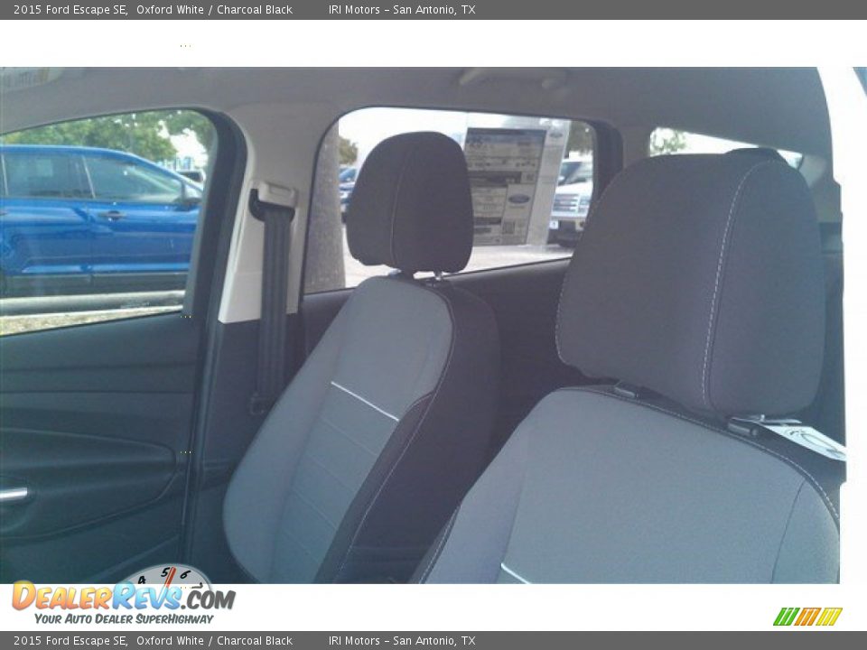 2015 Ford Escape SE Oxford White / Charcoal Black Photo #16