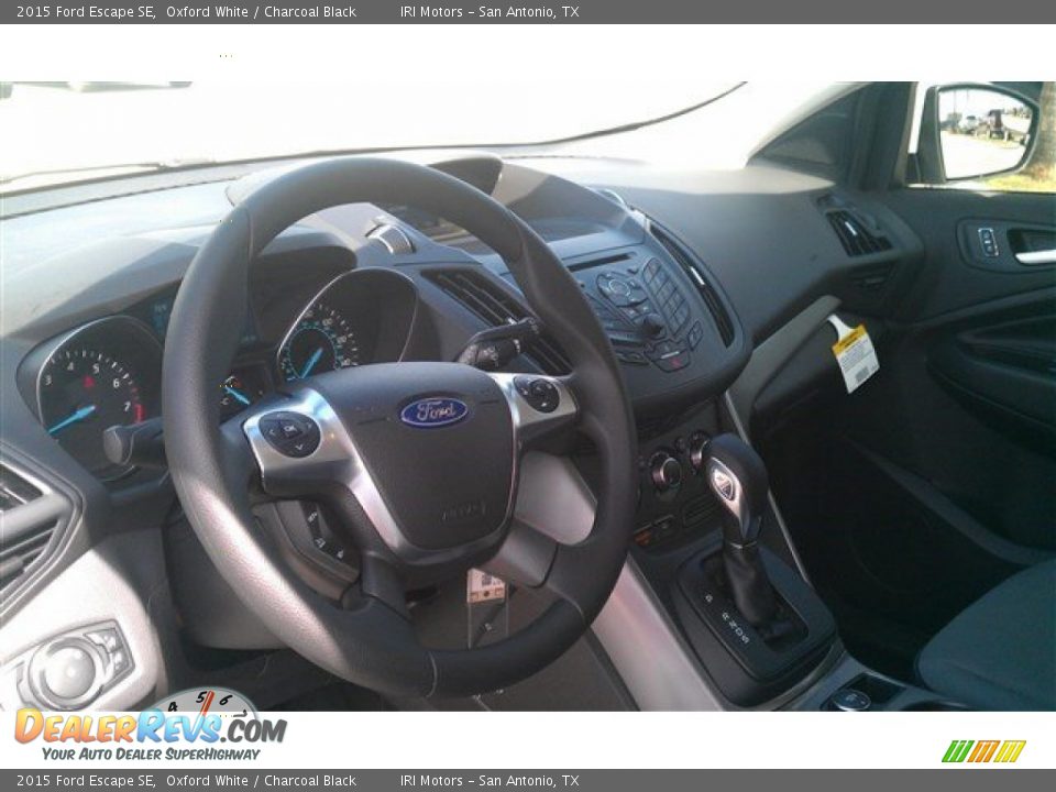 2015 Ford Escape SE Oxford White / Charcoal Black Photo #20