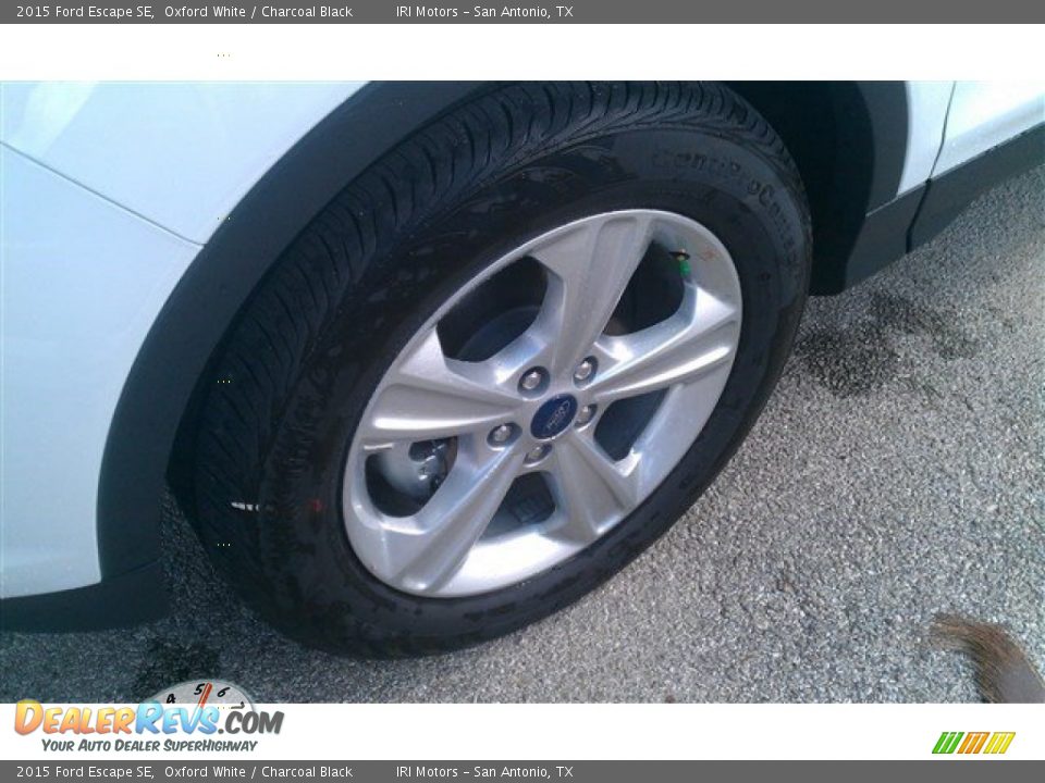 2015 Ford Escape SE Oxford White / Charcoal Black Photo #35