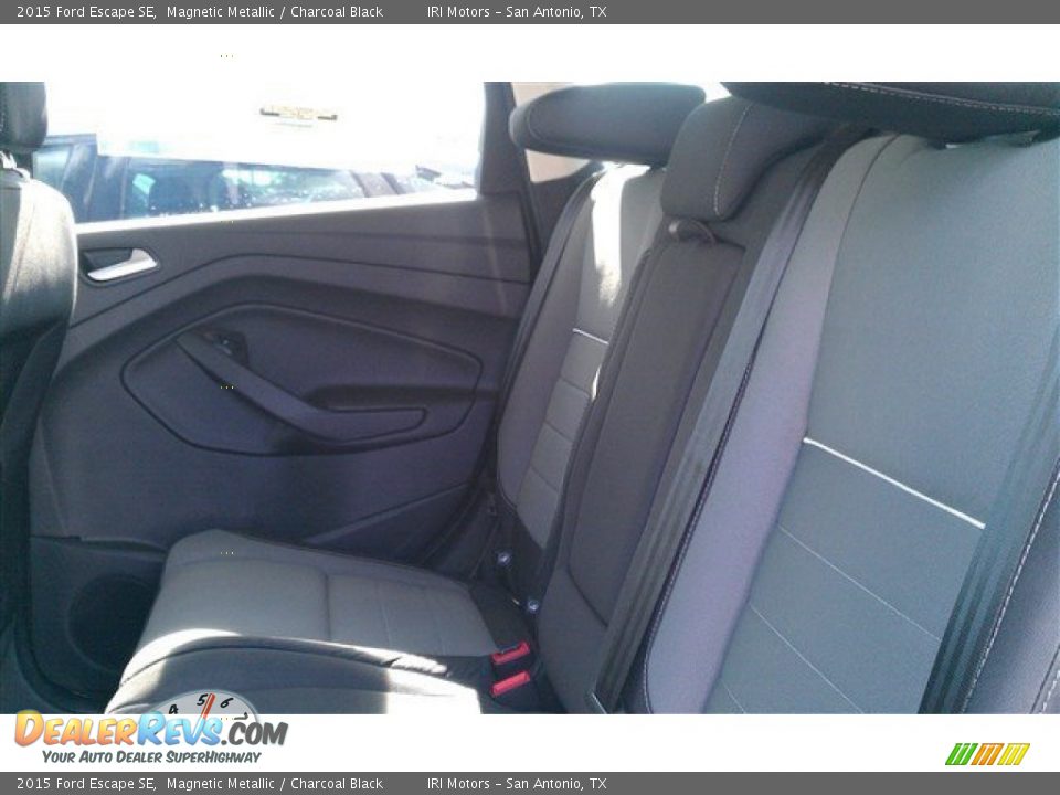 2015 Ford Escape SE Magnetic Metallic / Charcoal Black Photo #11