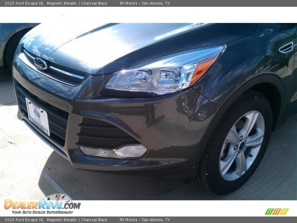 2015 Ford Escape SE Magnetic Metallic / Charcoal Black Photo #21