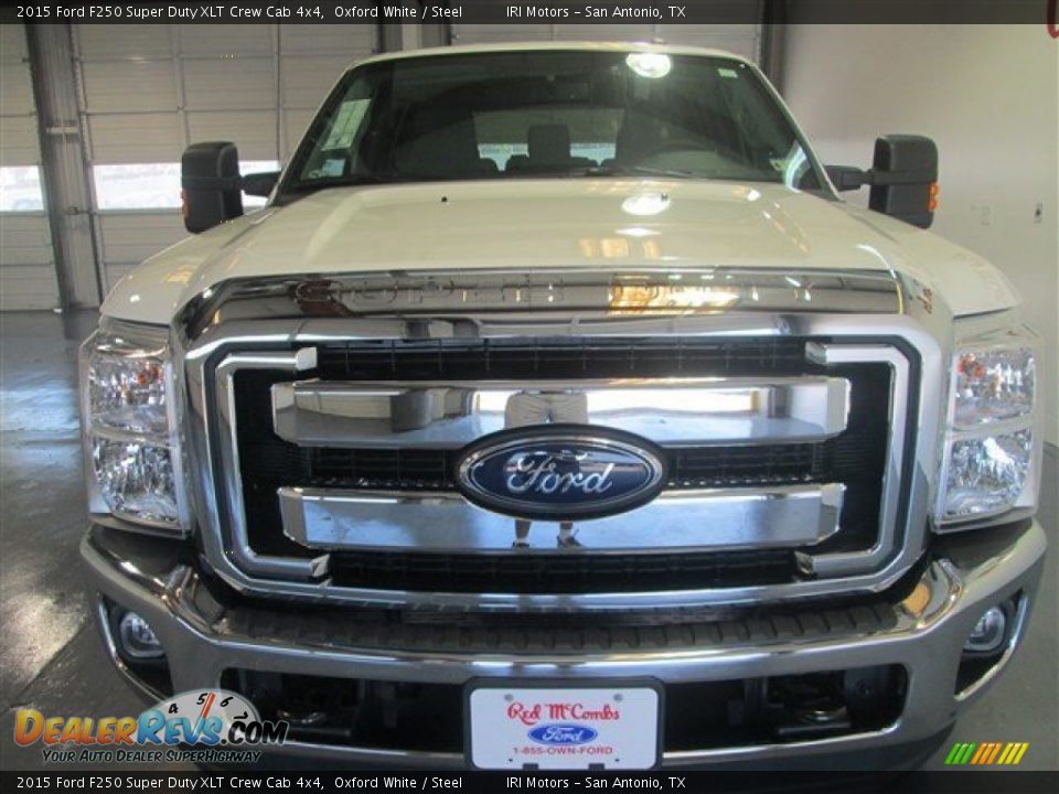 2015 Ford F250 Super Duty XLT Crew Cab 4x4 Oxford White / Steel Photo #2