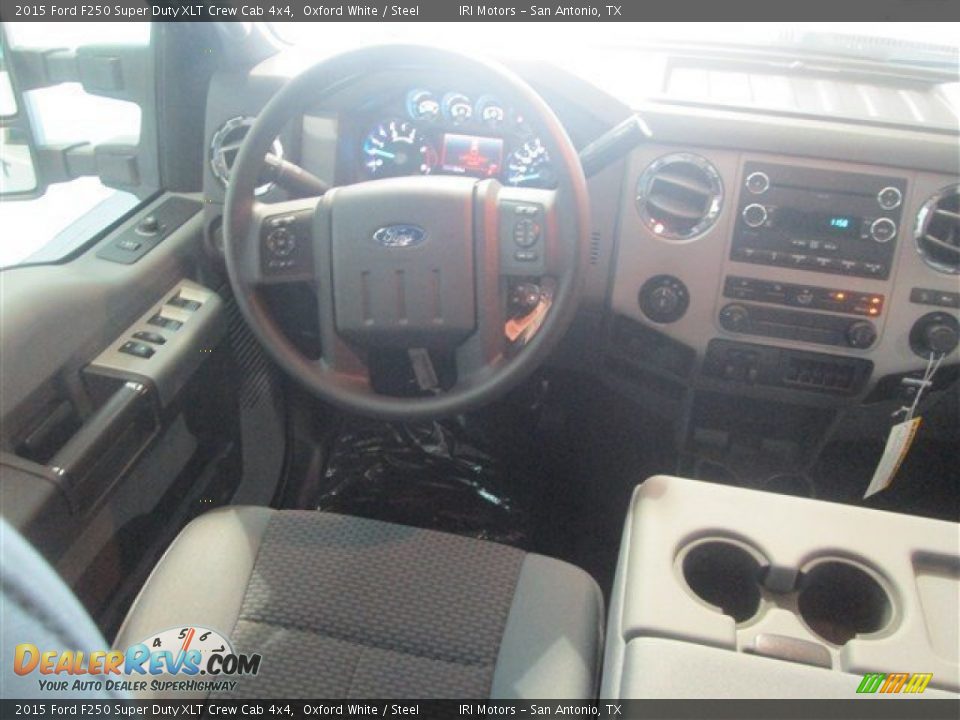 2015 Ford F250 Super Duty XLT Crew Cab 4x4 Oxford White / Steel Photo #14