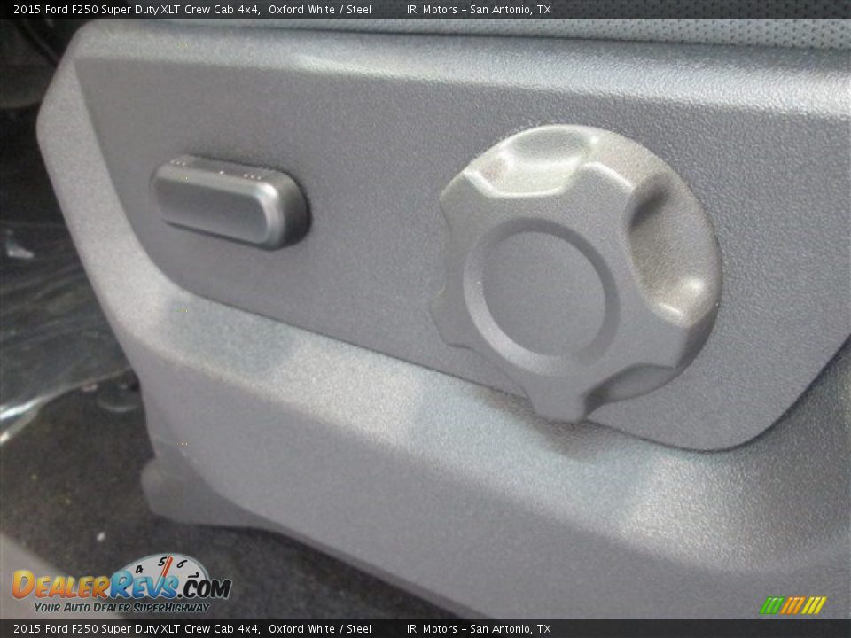 2015 Ford F250 Super Duty XLT Crew Cab 4x4 Oxford White / Steel Photo #17