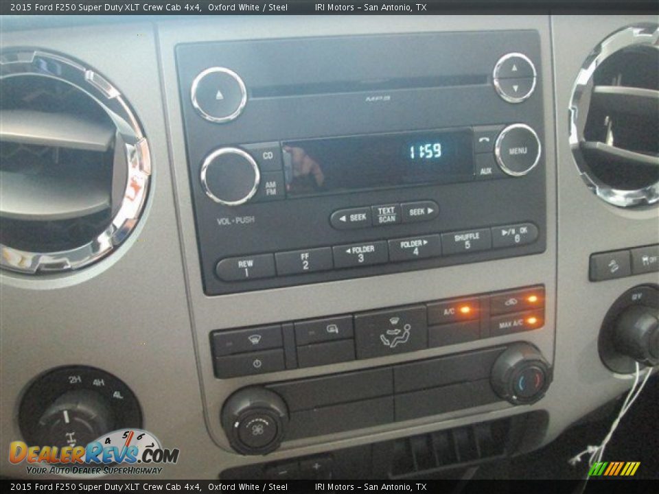 2015 Ford F250 Super Duty XLT Crew Cab 4x4 Oxford White / Steel Photo #18