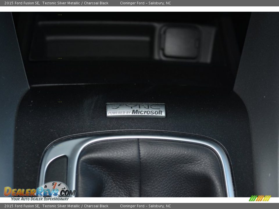 2015 Ford Fusion SE Tectonic Silver Metallic / Charcoal Black Photo #15