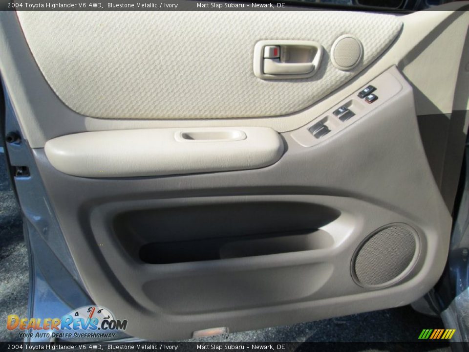 2004 Toyota Highlander V6 4WD Bluestone Metallic / Ivory Photo #12