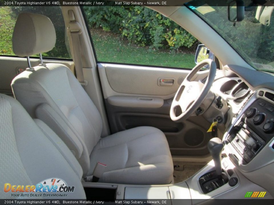 2004 Toyota Highlander V6 4WD Bluestone Metallic / Ivory Photo #15
