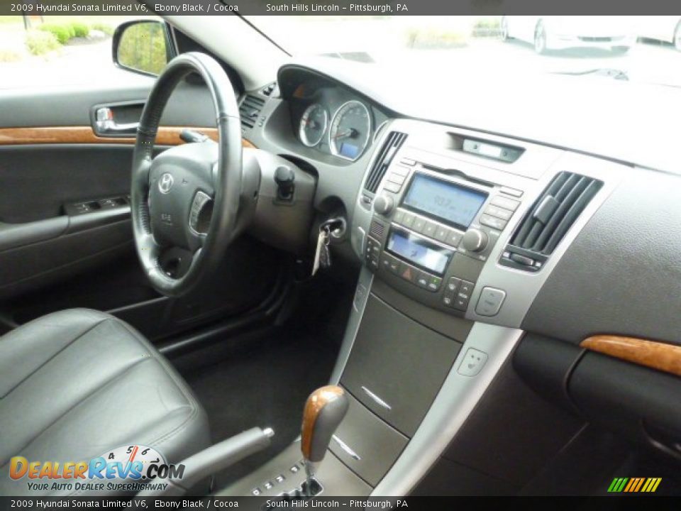 2009 Hyundai Sonata Limited V6 Ebony Black / Cocoa Photo #9