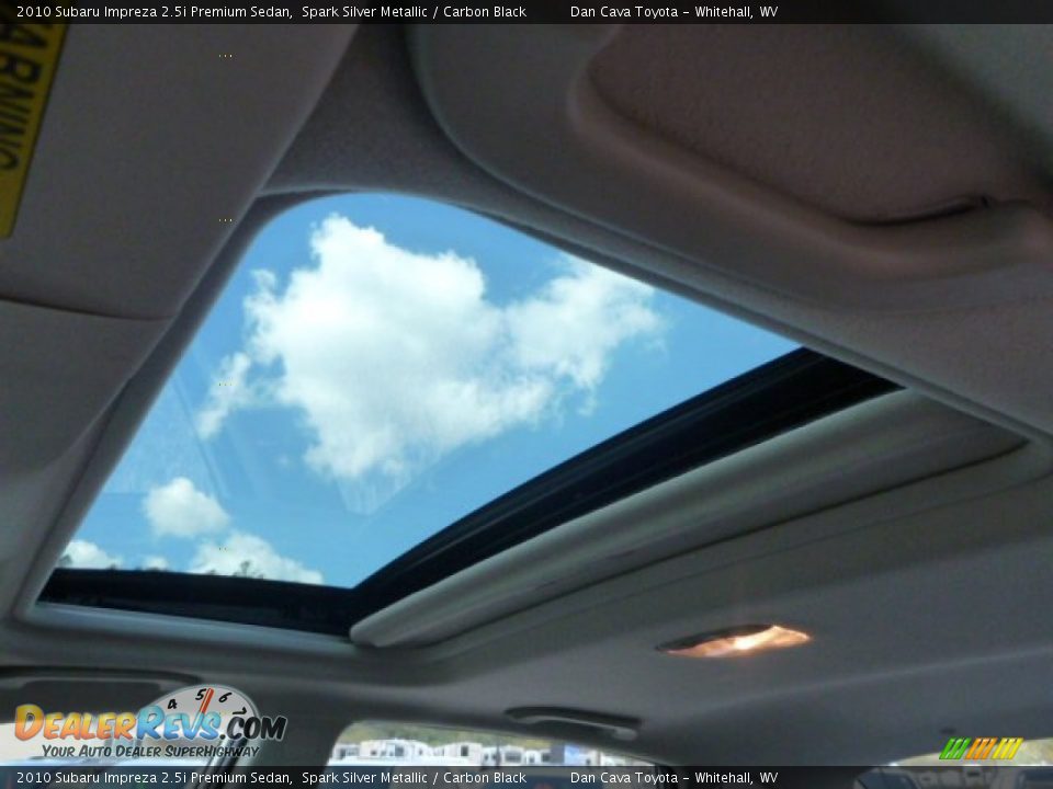 2010 Subaru Impreza 2.5i Premium Sedan Spark Silver Metallic / Carbon Black Photo #15