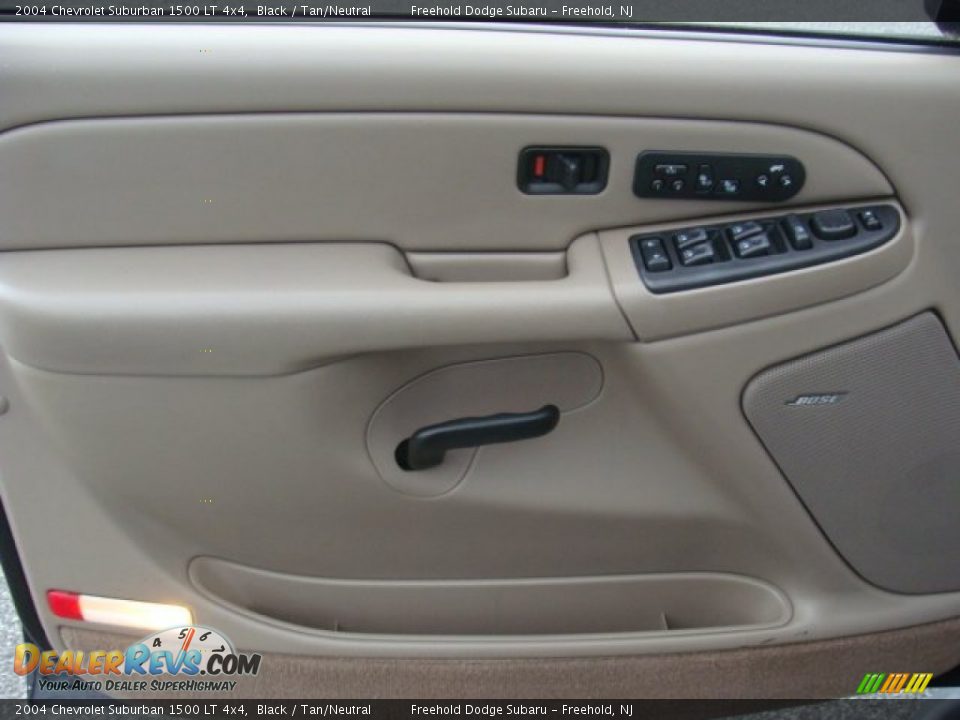 2004 Chevrolet Suburban 1500 LT 4x4 Black / Tan/Neutral Photo #15