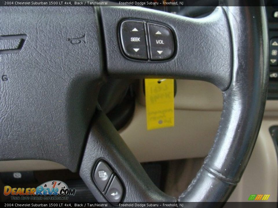 2004 Chevrolet Suburban 1500 LT 4x4 Black / Tan/Neutral Photo #23
