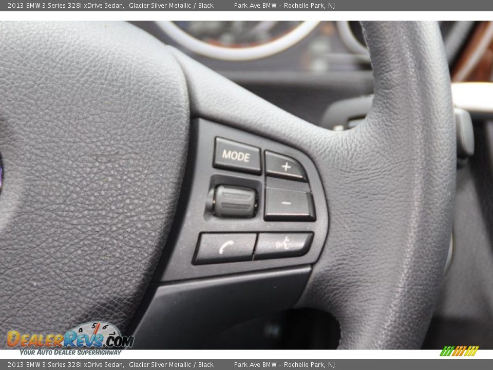 2013 BMW 3 Series 328i xDrive Sedan Glacier Silver Metallic / Black Photo #18