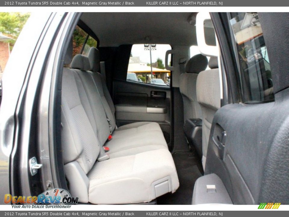 2012 Toyota Tundra SR5 Double Cab 4x4 Magnetic Gray Metallic / Black Photo #28