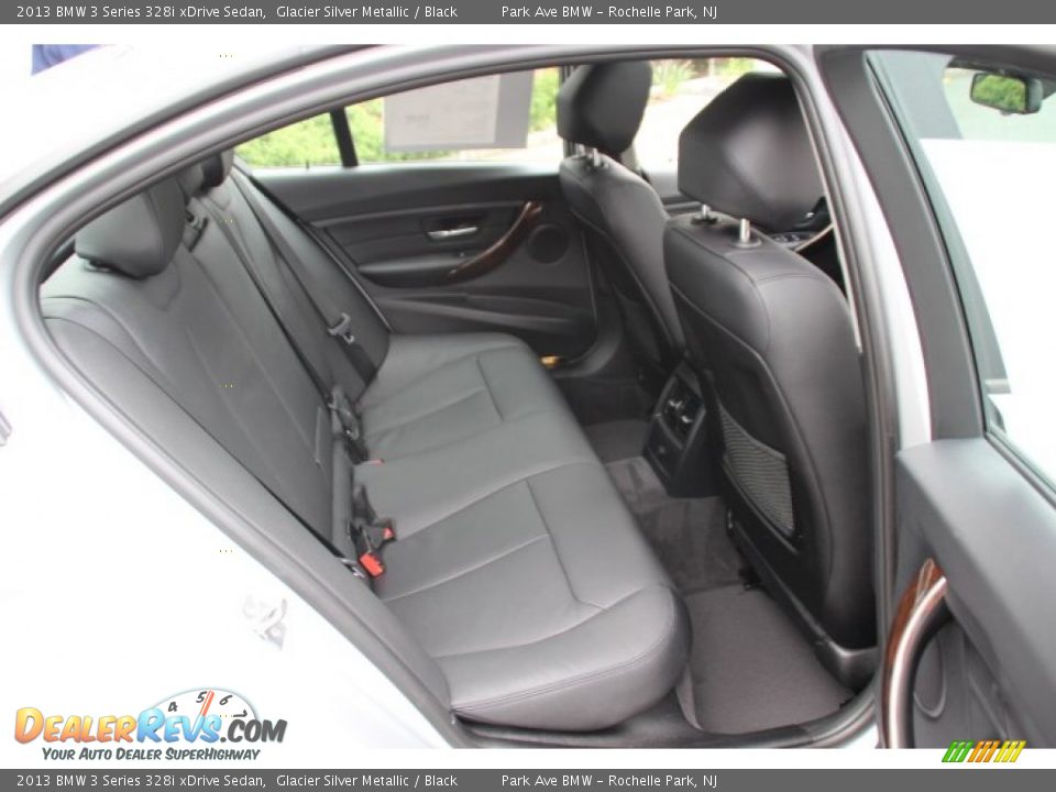 2013 BMW 3 Series 328i xDrive Sedan Glacier Silver Metallic / Black Photo #24