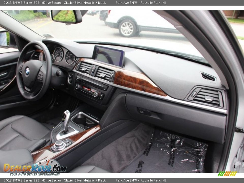 2013 BMW 3 Series 328i xDrive Sedan Glacier Silver Metallic / Black Photo #26