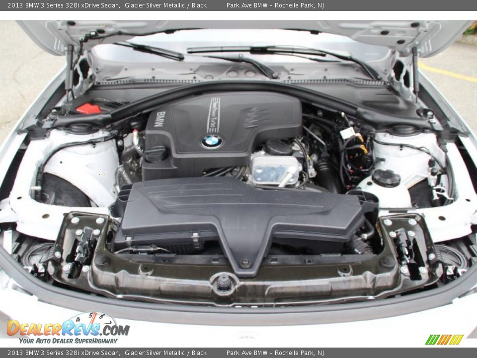 2013 BMW 3 Series 328i xDrive Sedan Glacier Silver Metallic / Black Photo #29