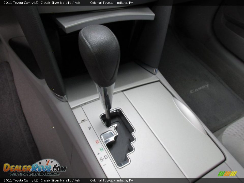 2011 Toyota Camry LE Classic Silver Metallic / Ash Photo #16