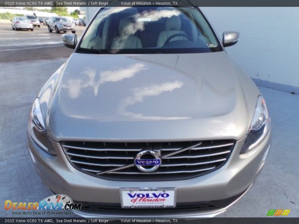 2015 Volvo XC60 T6 AWD Sea Shell Metallic / Soft Beige Photo #2
