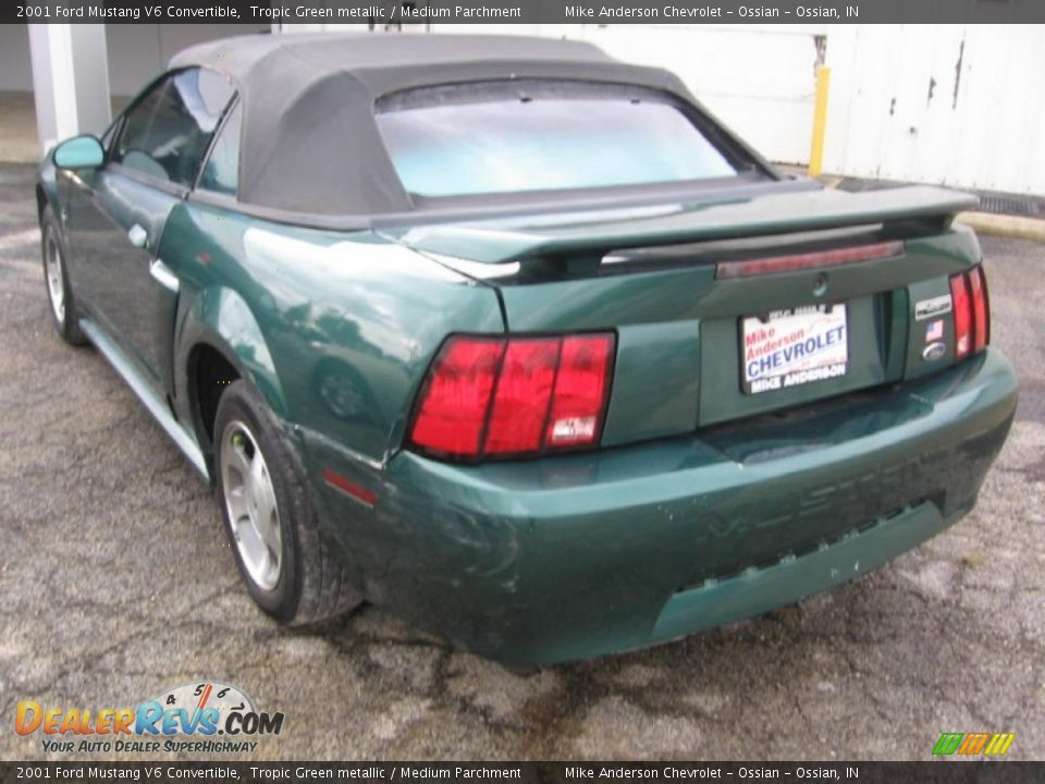 2001 Ford Mustang V6 Convertible Tropic Green metallic / Medium Parchment Photo #6