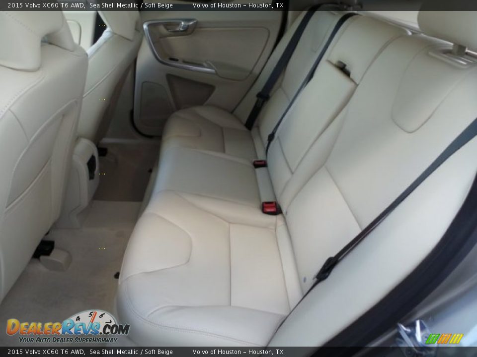 2015 Volvo XC60 T6 AWD Sea Shell Metallic / Soft Beige Photo #25
