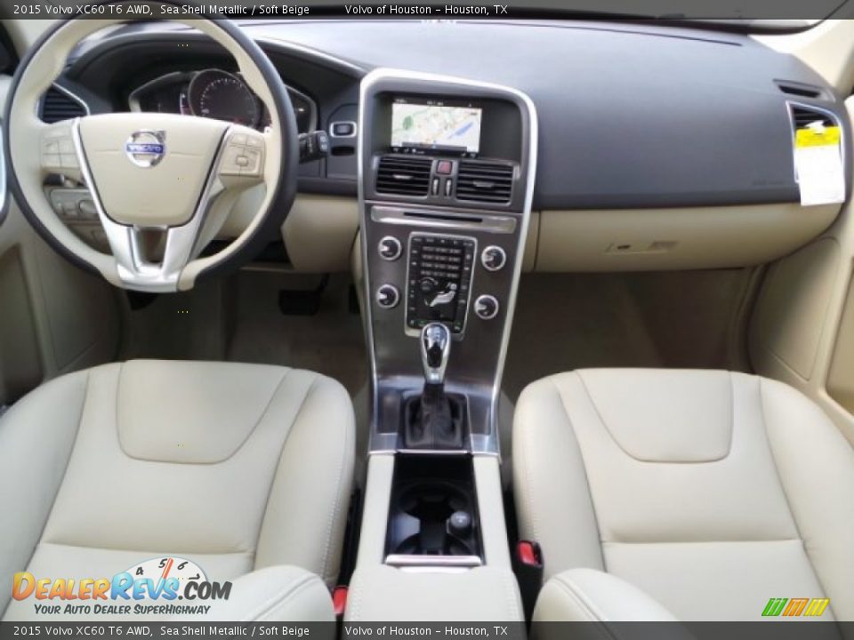 2015 Volvo XC60 T6 AWD Sea Shell Metallic / Soft Beige Photo #26