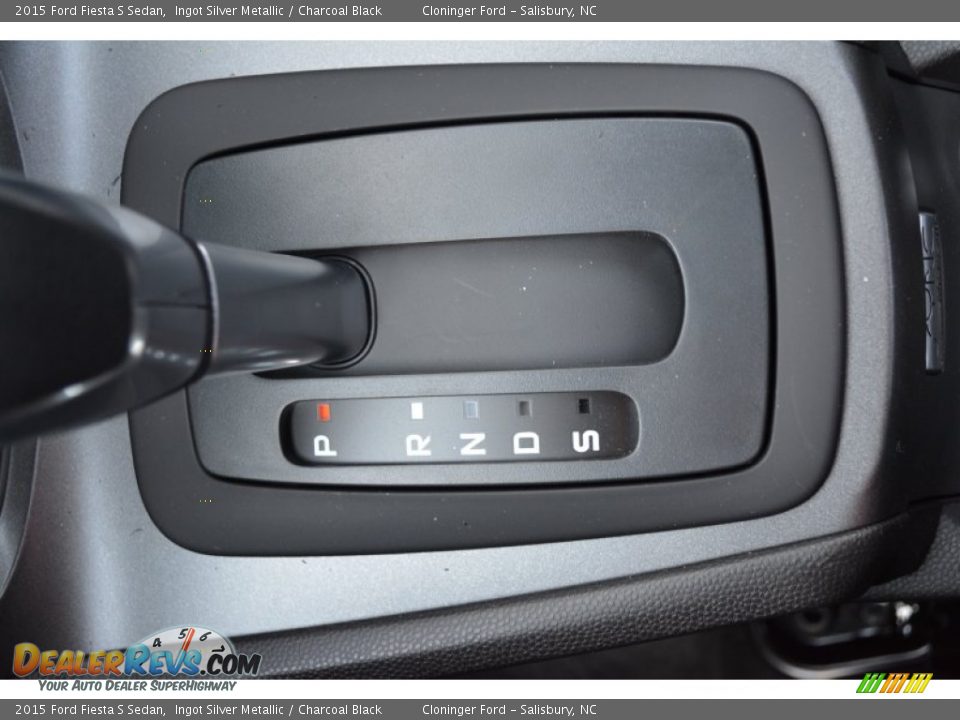 2015 Ford Fiesta S Sedan Ingot Silver Metallic / Charcoal Black Photo #16