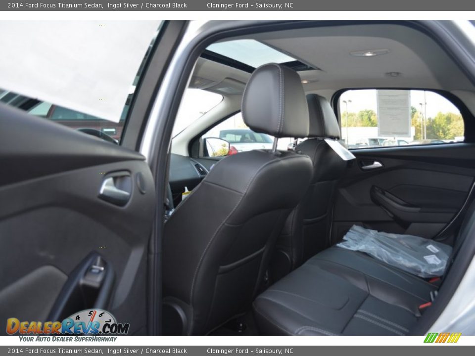 2014 Ford Focus Titanium Sedan Ingot Silver / Charcoal Black Photo #8