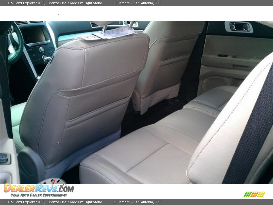 2015 Ford Explorer XLT Bronze Fire / Medium Light Stone Photo #10