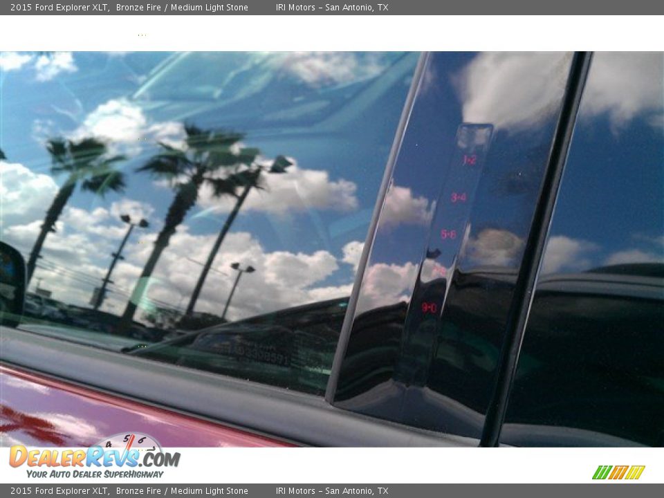 2015 Ford Explorer XLT Bronze Fire / Medium Light Stone Photo #12