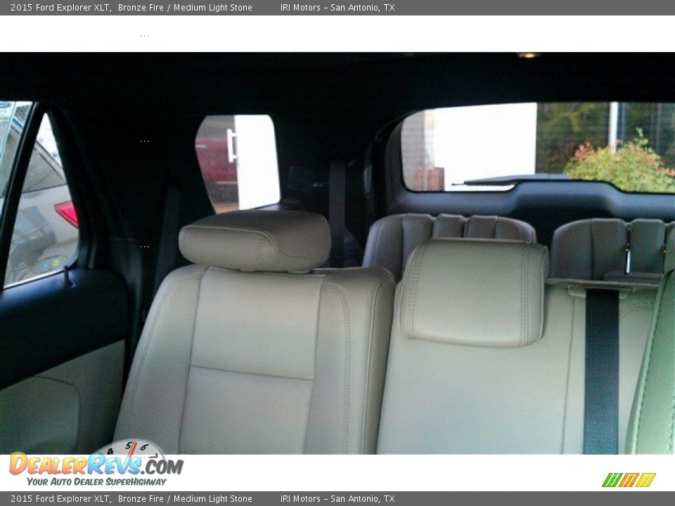 2015 Ford Explorer XLT Bronze Fire / Medium Light Stone Photo #13