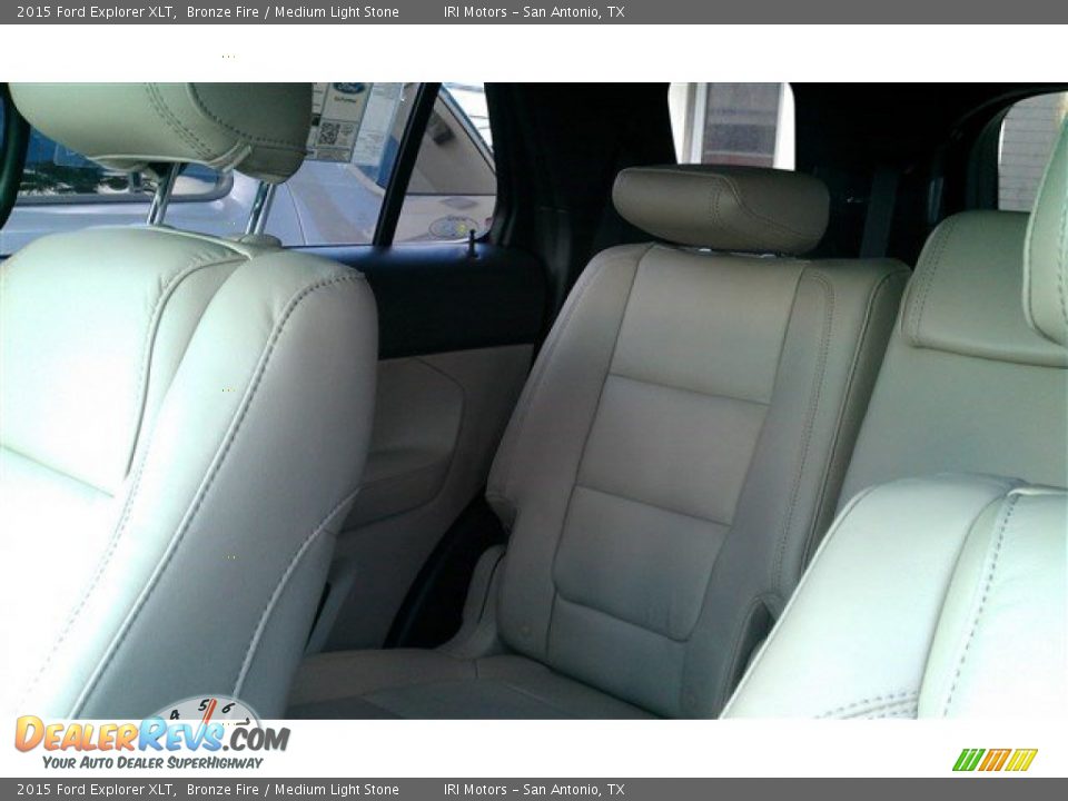 2015 Ford Explorer XLT Bronze Fire / Medium Light Stone Photo #14